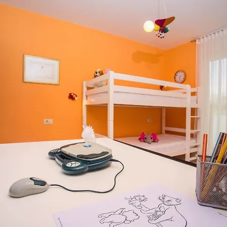 Tatil Evi Holiday Gogina