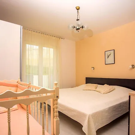 Holiday Gogina Tatil Evi *
